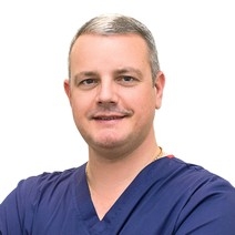 Пестовский Станислав Андреевич - стоматолог хирург, имплантолог, ортопед клиники Starsdent